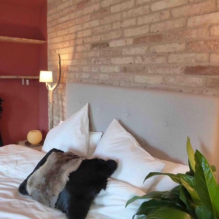 Casa Vella Del Panta Pension Riudecanyes Buitenkant foto