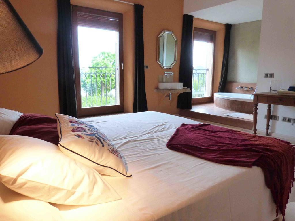 Casa Vella Del Panta Pension Riudecanyes Buitenkant foto