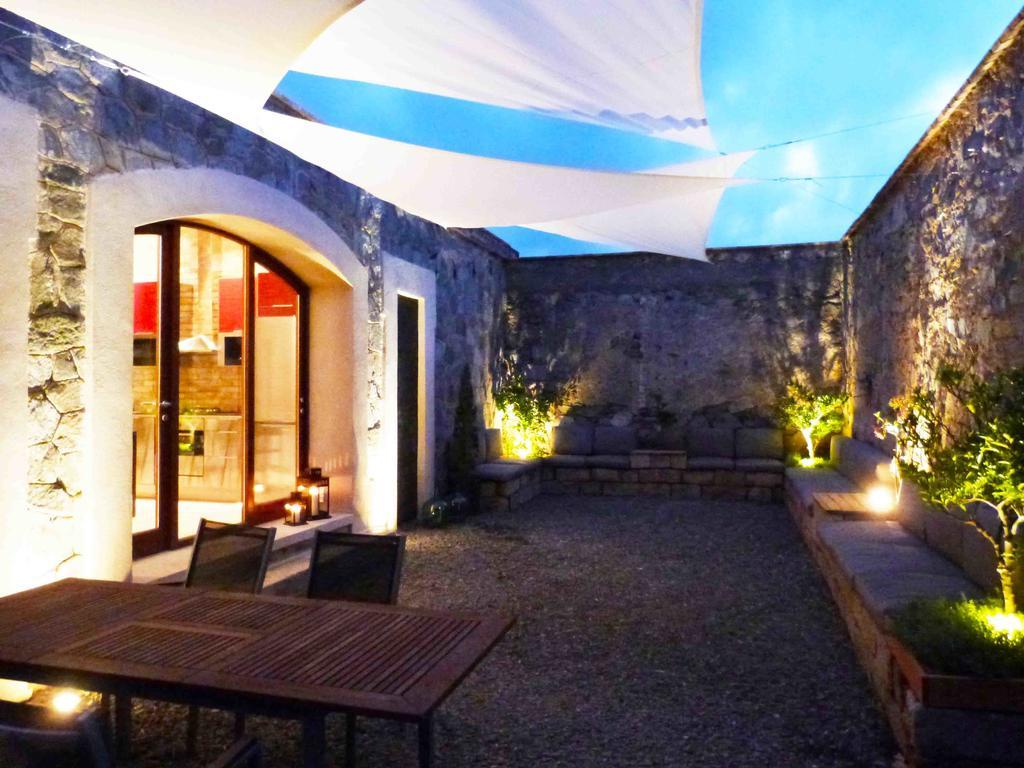 Casa Vella Del Panta Pension Riudecanyes Buitenkant foto