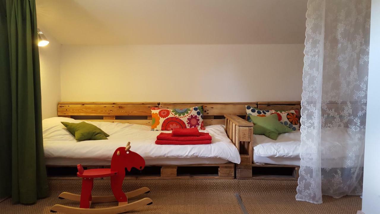 Casa Vella Del Panta Pension Riudecanyes Buitenkant foto